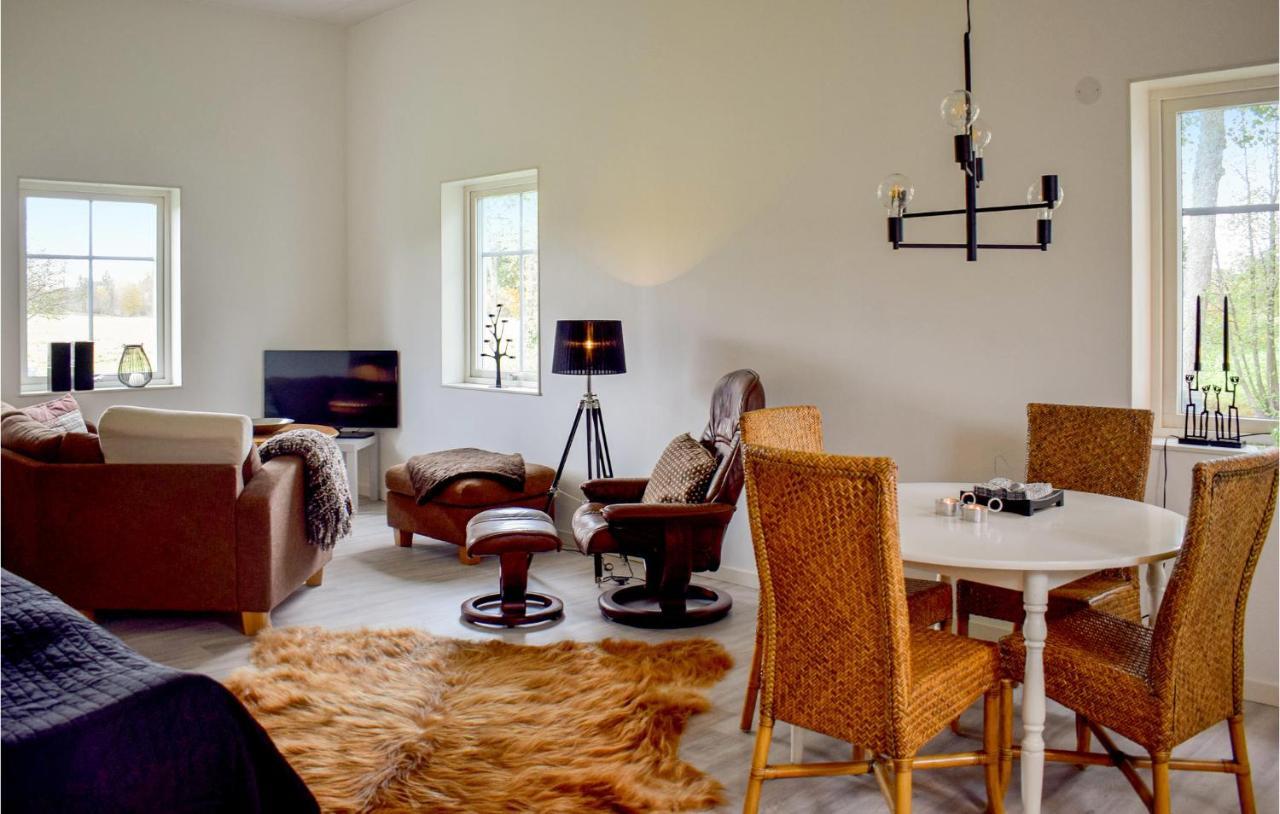 Beautiful Apartment In Lagan With House Sea View Eksteriør billede